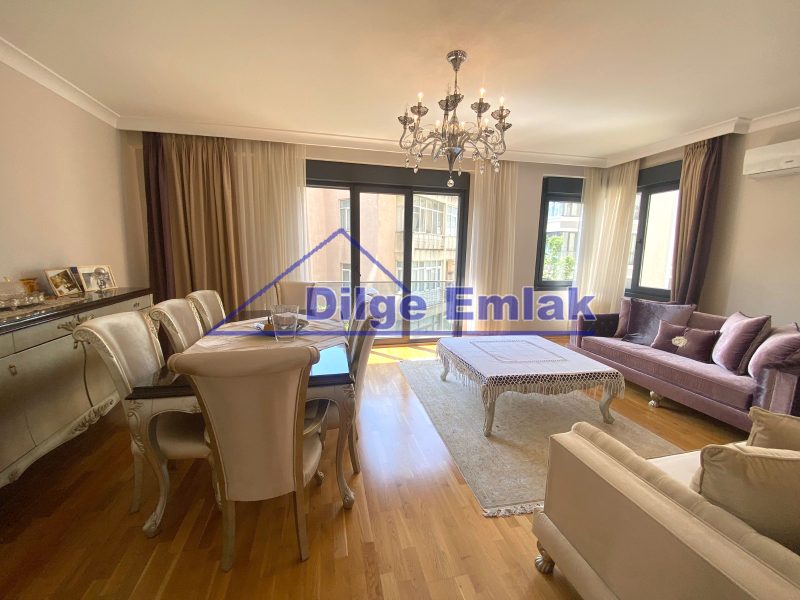 Göztepe Özgürlük Parkına Yakın 3+1 Lüks 3 Yıllık Binada Satılık Daire