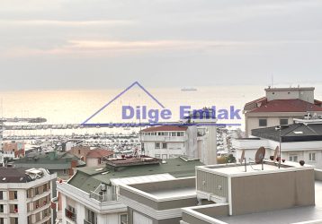 Fenerbahçe 3+1 Deniz Manzaralı Balkonlu 4 Yıllık Satılık Daire