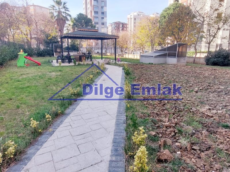 Erenköy Bağdat Caddesine Yakın 3+1 Güvenlikli 5 Yıllık Satılık Daire